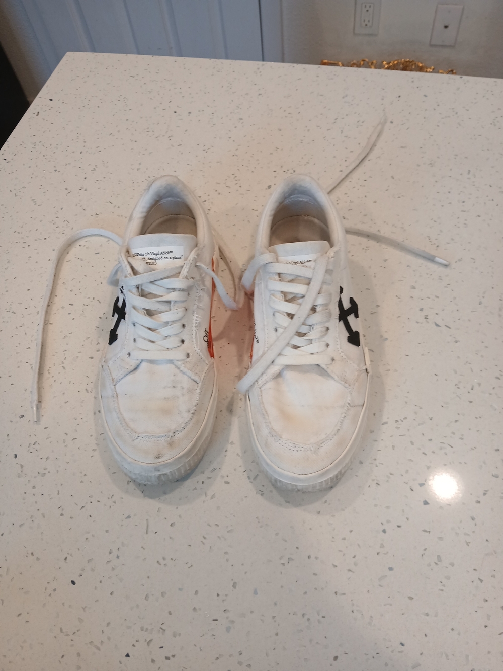 Off-White Vulcanized Low Canvas White Sz 38
